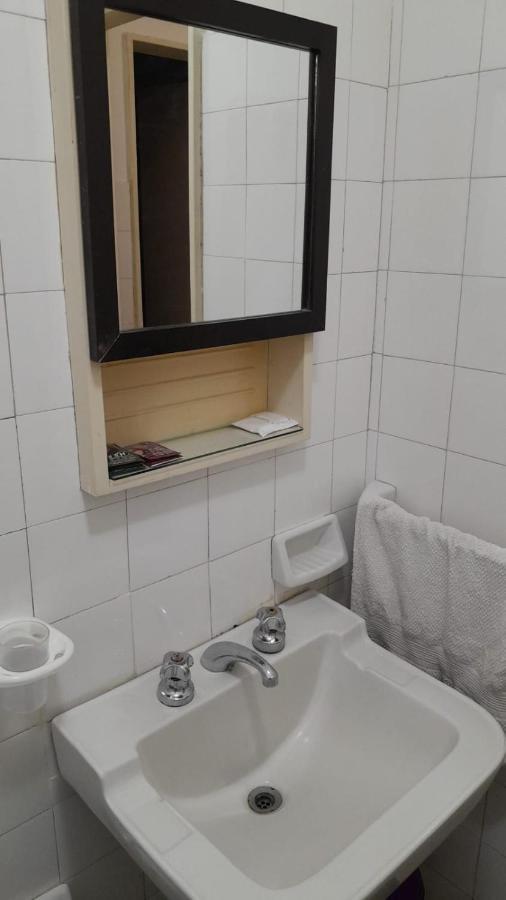 Habitacion Con Bano Privado Un Piso Por Escalera 부에노스아이레스 외부 사진